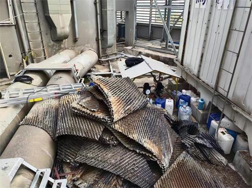 冷卻 冷卻塔應(yīng)該多久清洗一次?align= 冷卻塔應(yīng)該多久清潔一次?